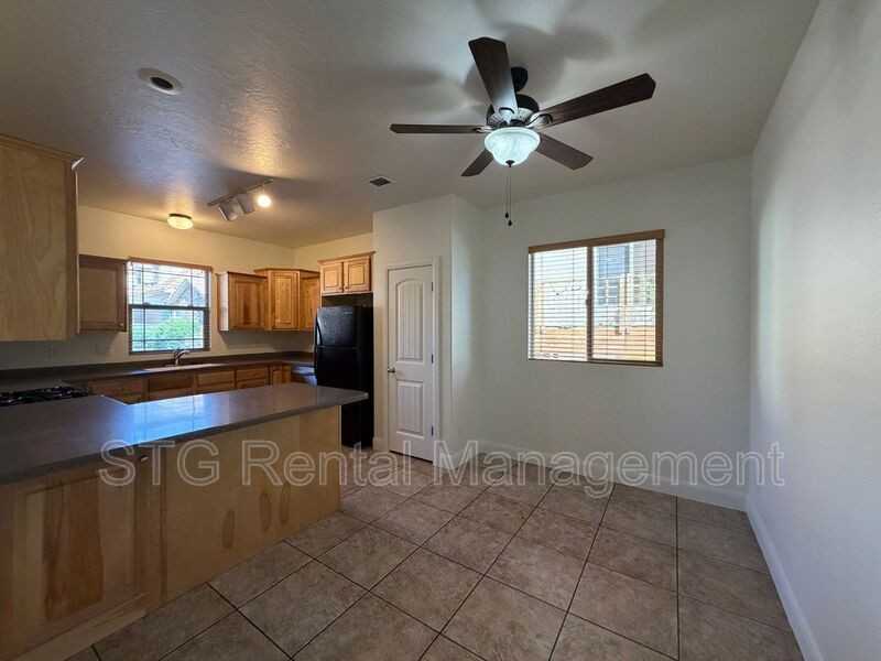 449 Wn #12 - Photo 6 of 30