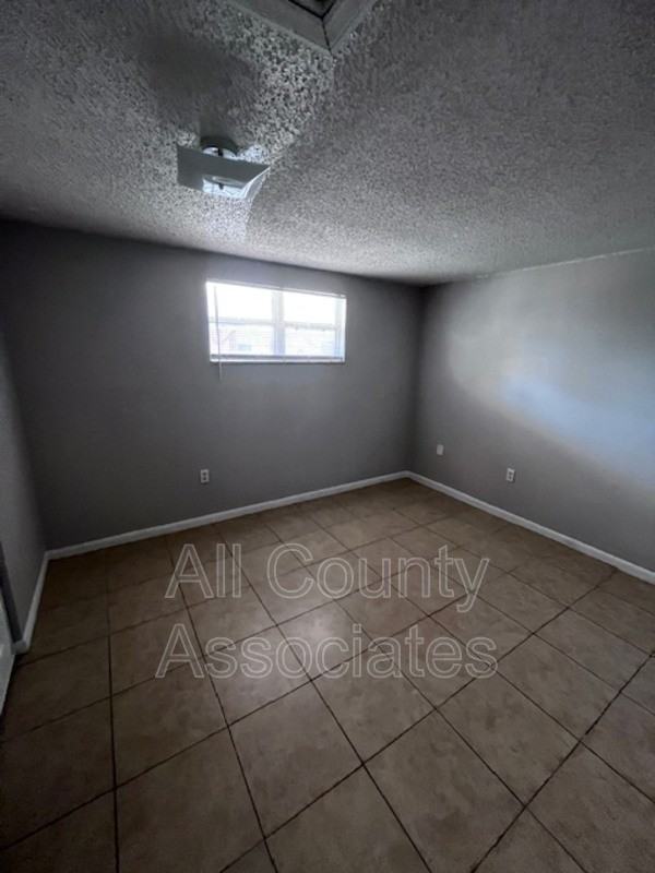 6326 Alaska Ave - Photo 7 of 10