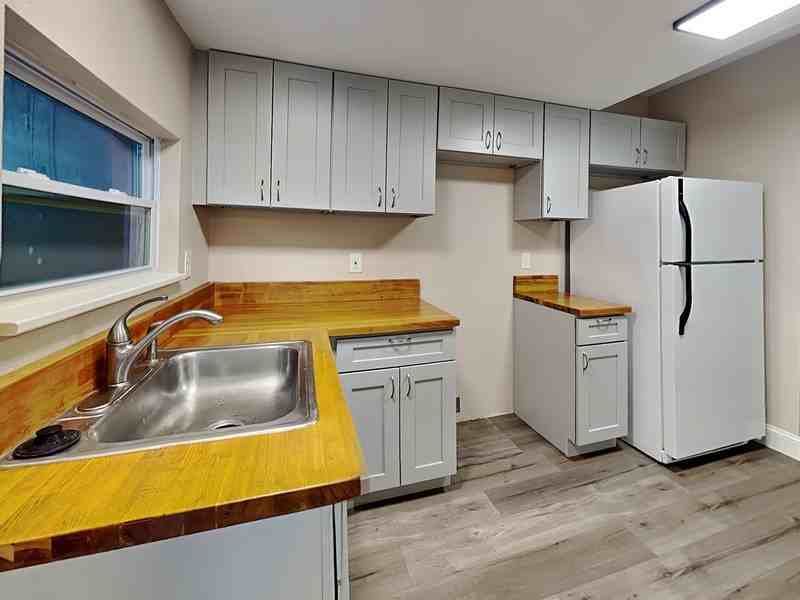 1304 Williams Ave #1 - Photo 7 of 20