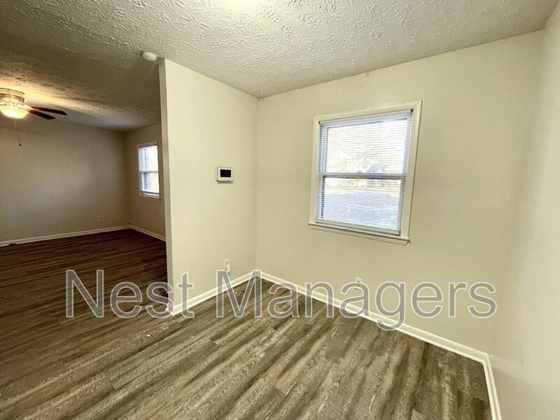 3617 Metric Dr - Photo 5 of 16