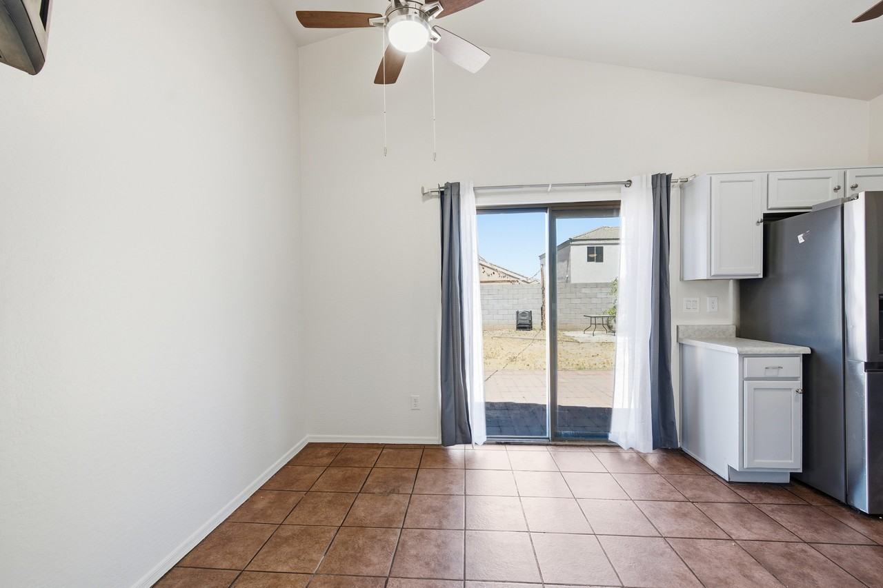 12418 West Windrose Drive - Photo 7 of 21