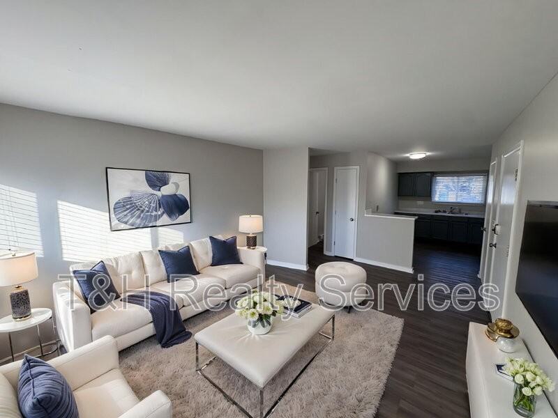 1142 Evans Ave #3 - Photo 4 of 17