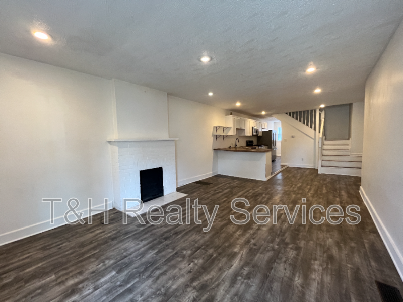 2923 N Delaware St - Photo 4 of 15