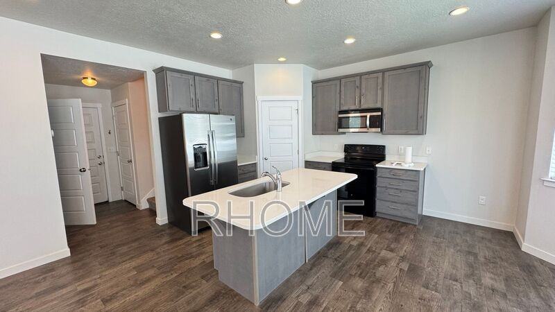 164 N.W. - Photo 6 of 21