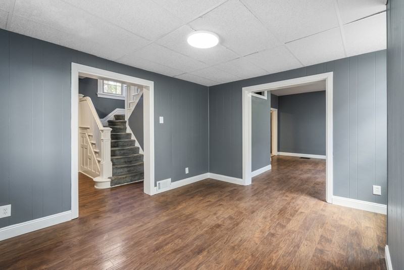 125 Southern Ave - Photo 3 of 10