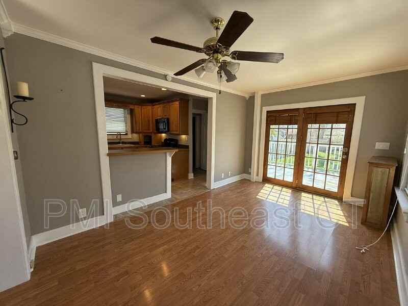 86 School St - Photo 4 of 30