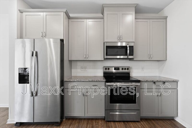 185 Madison Bnd - Photo 6 of 16