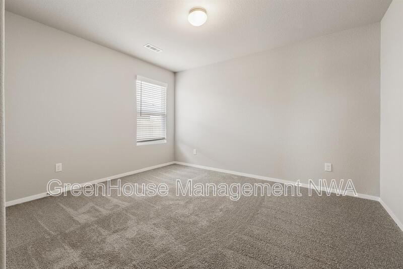 1720 Eveningshade Ln - Photo 6 of 30