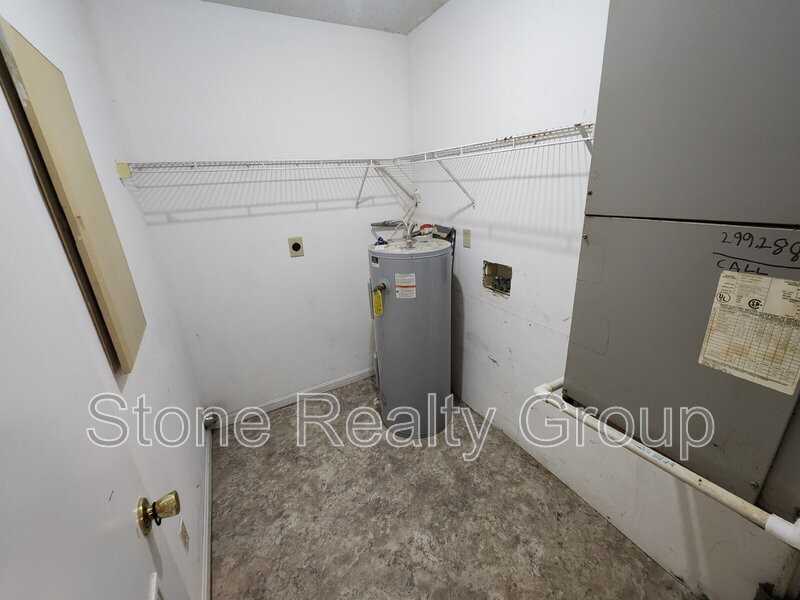 2480 E Clayton Dr - Photo 7 of 8