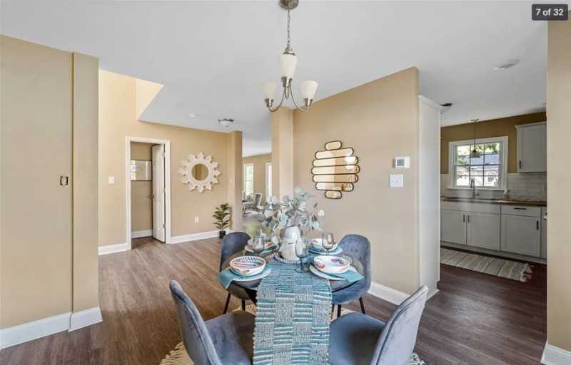 5105 Fox Den Ct - Photo 7 of 32