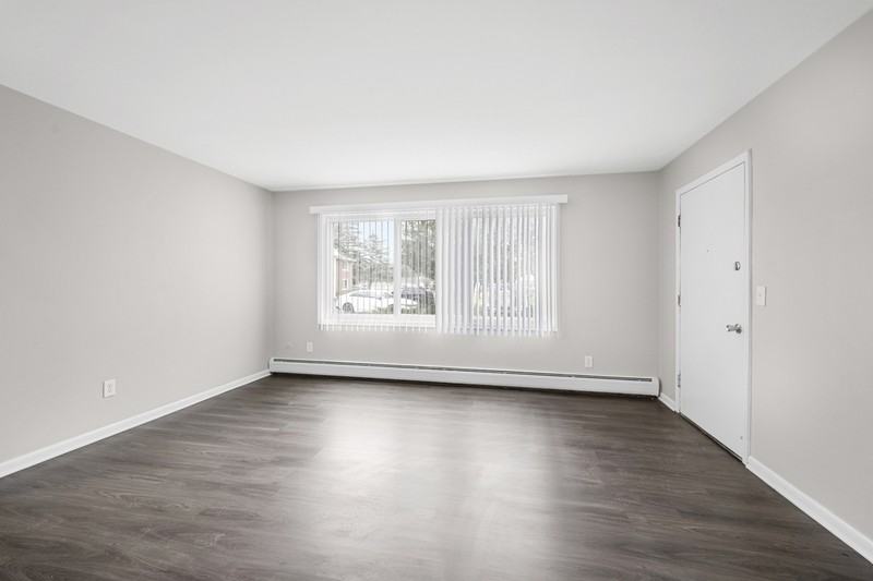 51623 Mound Rd - Photo 6 of 10