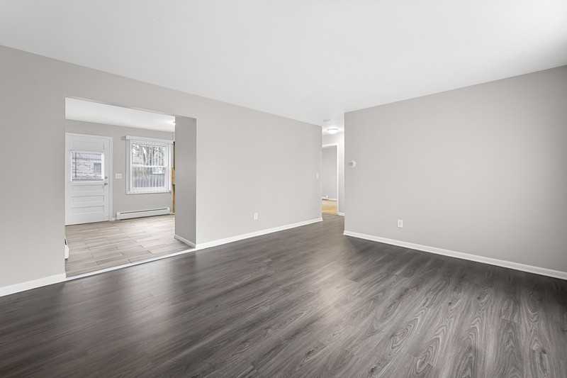 51623 Mound Rd - Photo 7 of 10