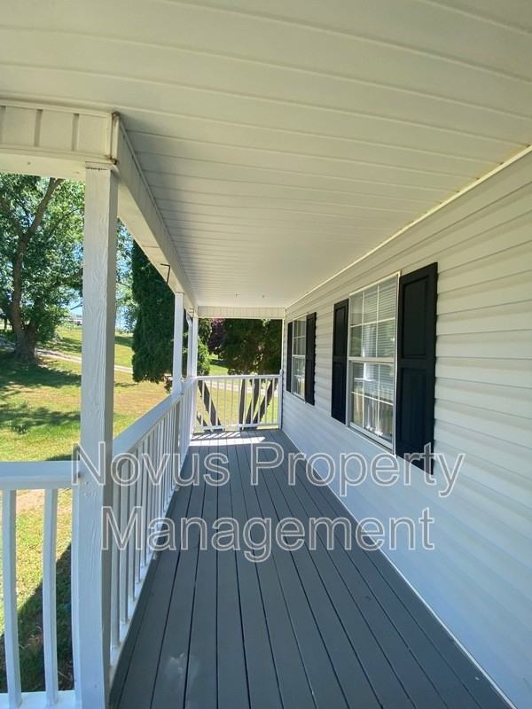 88 River Ridge Dr - Photo 3 of 37