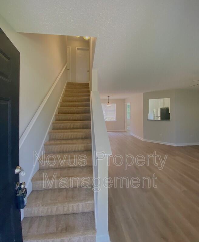 88 River Ridge Dr - Photo 4 of 37