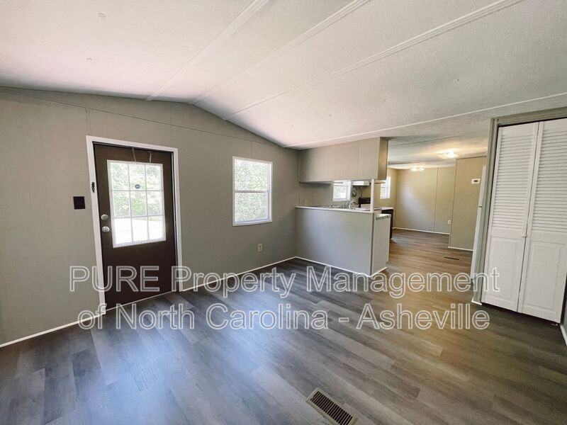 26 Magic Dr - Photo 2 of 15