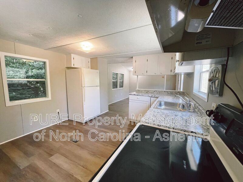 26 Magic Dr - Photo 7 of 15