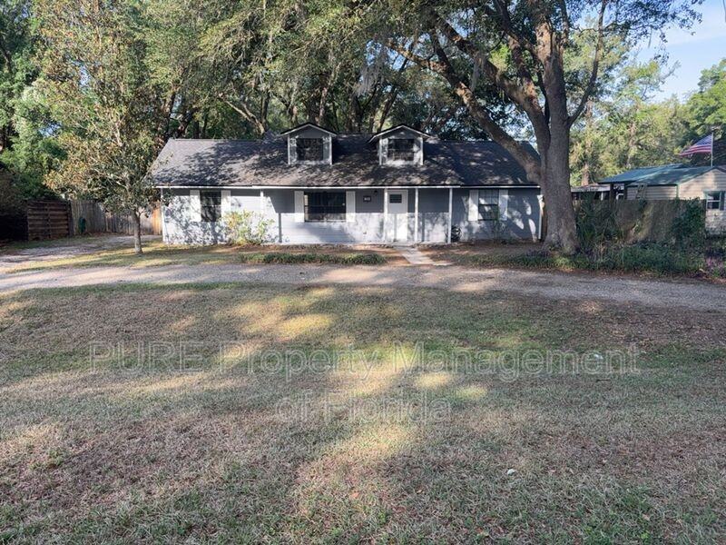 70 Almond Rd - Photo 2 of 50