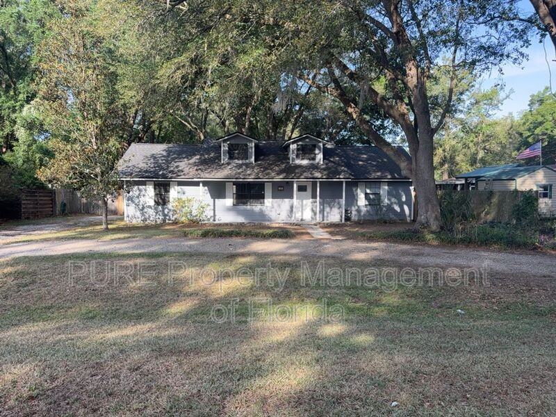 70 Almond Rd - Photo 3 of 50