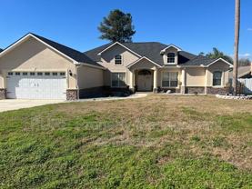 1035 Sw 33rd Pl - Photo 1 of 1
