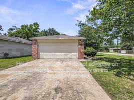 featured image of 16393 Many Trees Ln