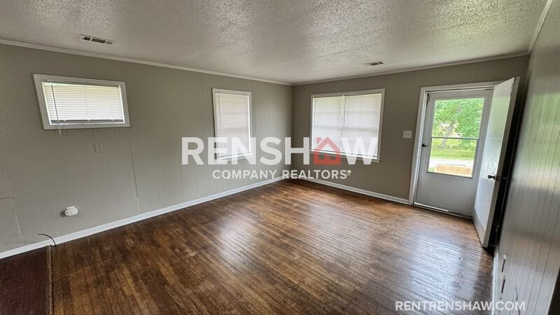 263 Navy Dr - Photo 2 of 14