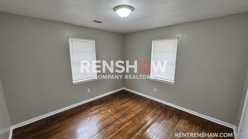 263 Navy Dr - Photo 6 of 14