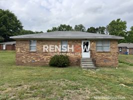 featured image of 263 Navy Dr