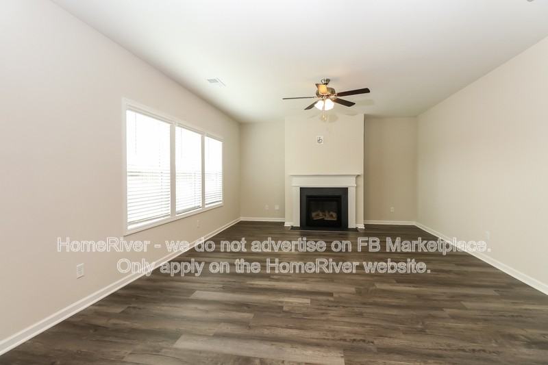 216 Sundrop St - Photo 2 of 19