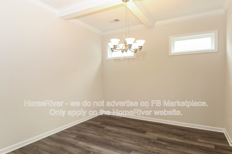 216 Sundrop St - Photo 3 of 19