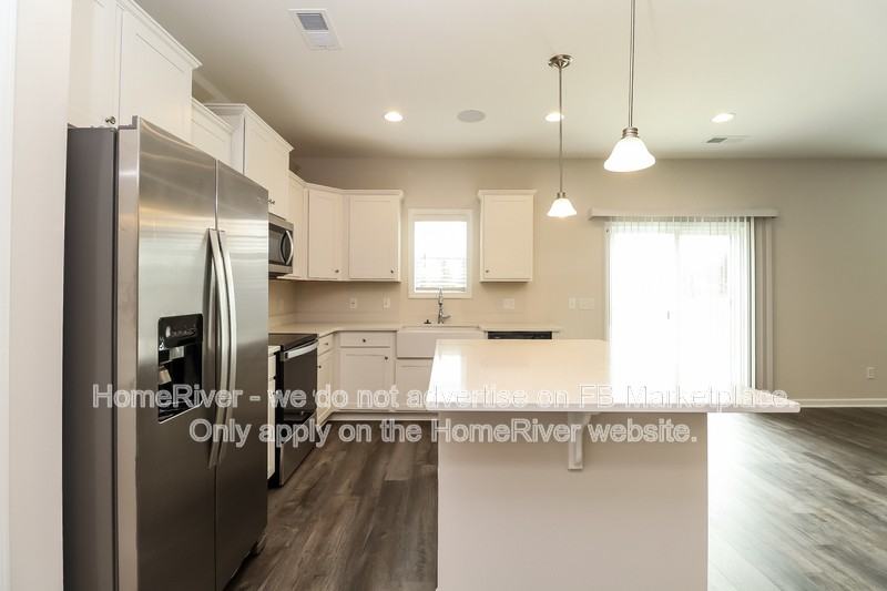 216 Sundrop St - Photo 5 of 19