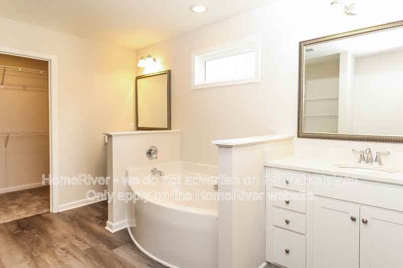 216 Sundrop St - Photo 7 of 19