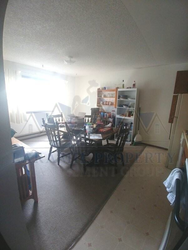 1537 Person St #3 - Photo 5 of 7