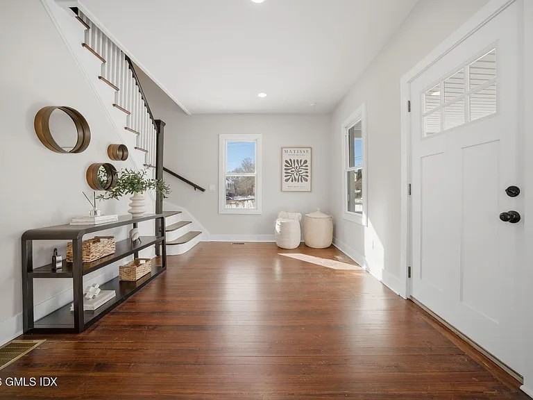 274 High Street - Photo 4 of 12