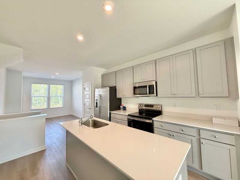 3326 Bomore Rd - Photo 6 of 22