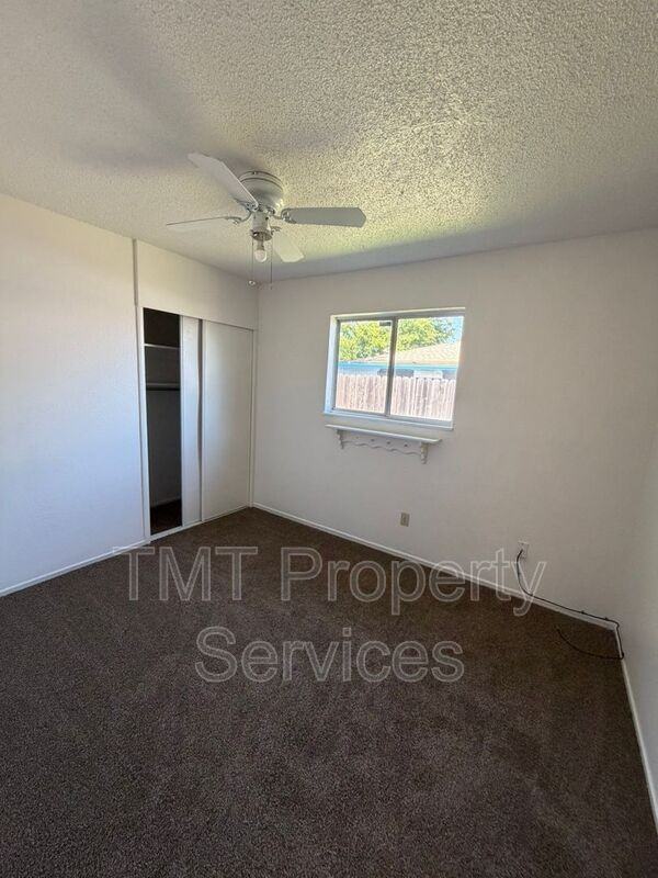 6472 Linn Way - Photo 3 of 11
