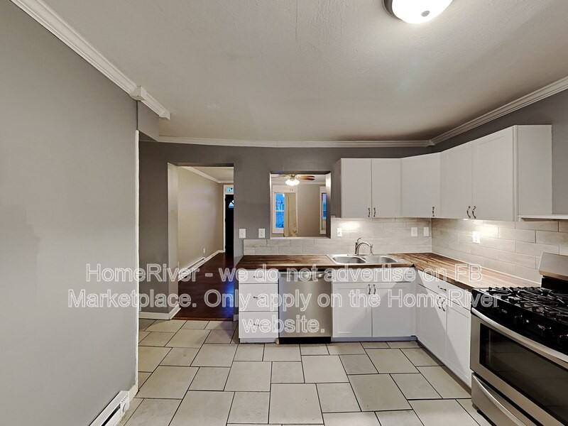 1917 Wharton St - Photo 6 of 20