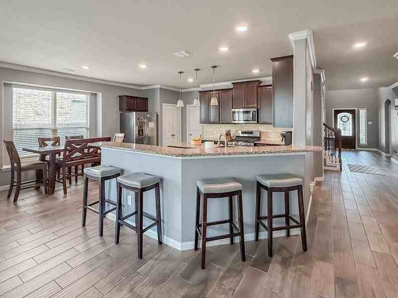 1313 Zanna Grace Way - Photo 2 of 25