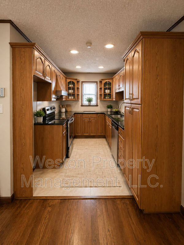 2477 Nw 40th St - Photo 3 of 7