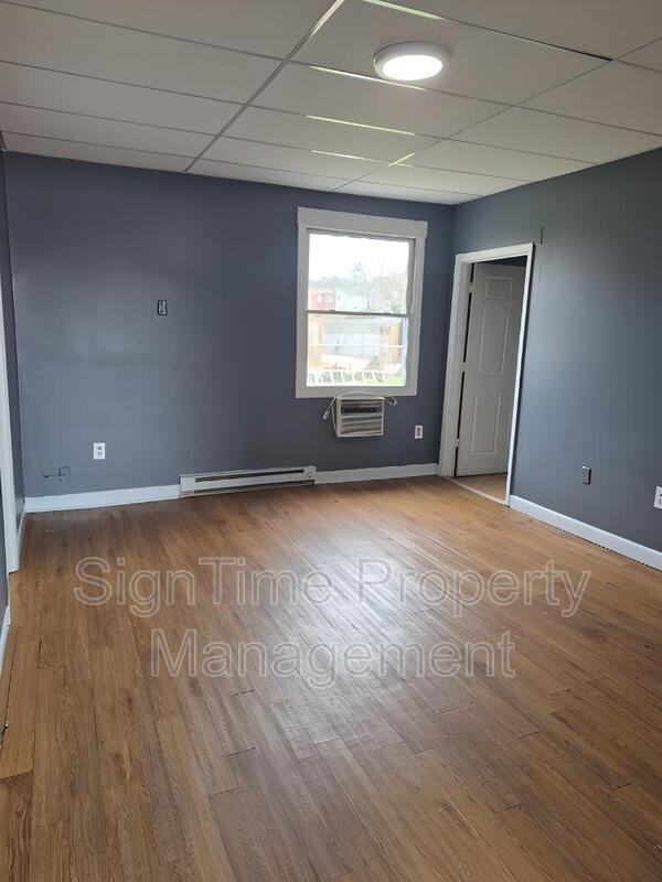 66 W Church St - Photo 4 of 7