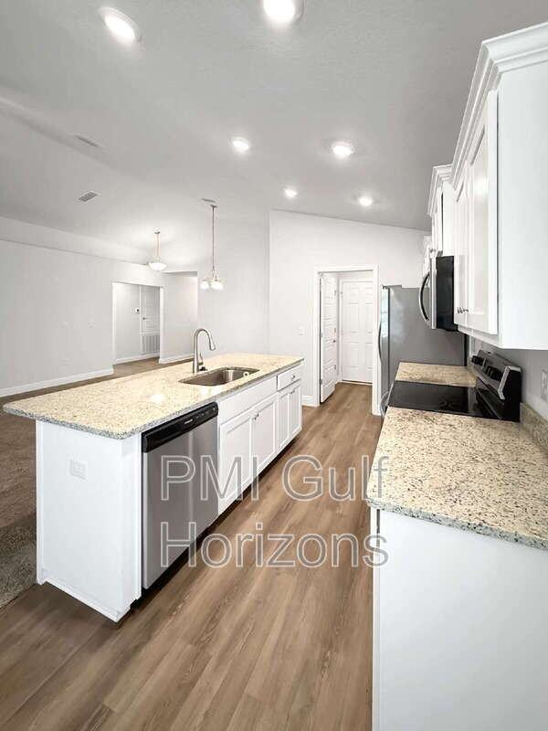 3322 Bliss Ln - Photo 6 of 18