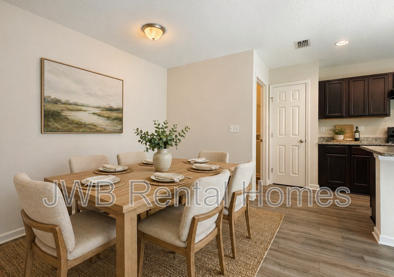 1339 Neva St - Photo 5 of 14