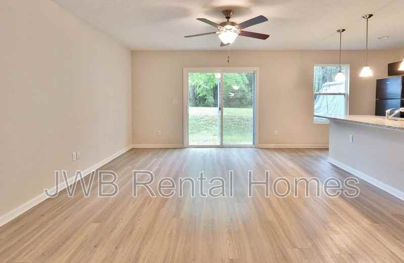 6161 Park St - Photo 6 of 14