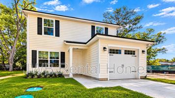 featured image of 1209 Ellis Rd S