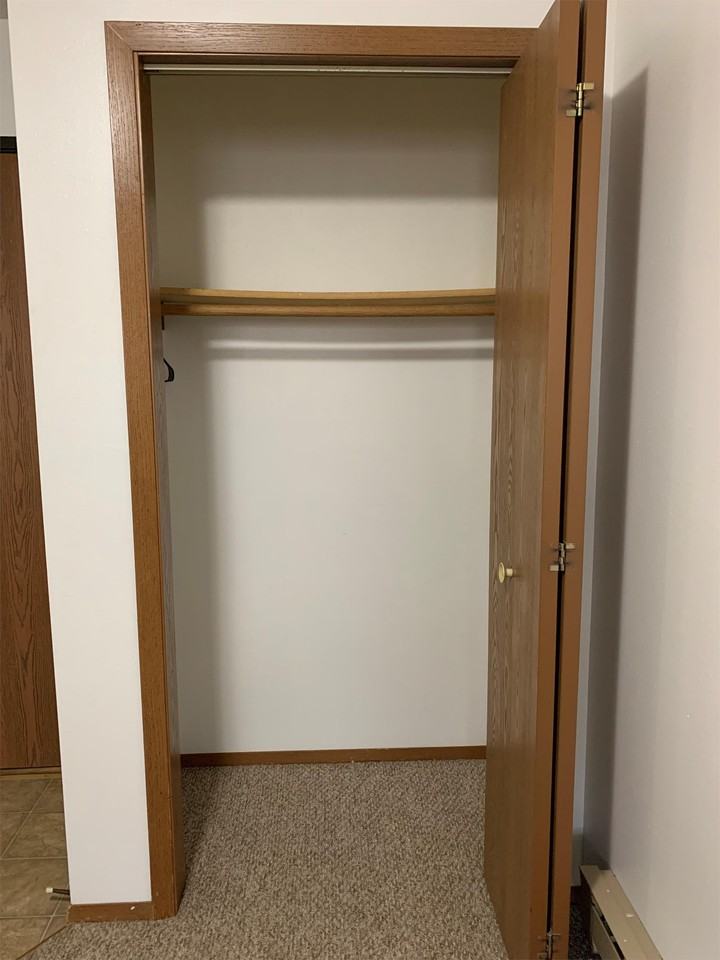 1104 10th Ave N - Photo 7 of 9