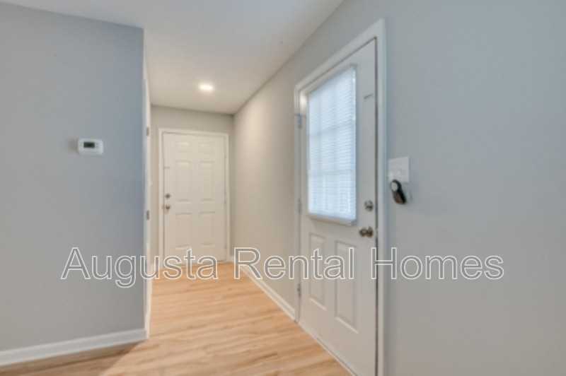 301A Old Plantation Rd - Photo 2 of 22