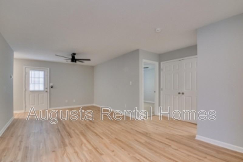 301A Old Plantation Rd - Photo 5 of 22