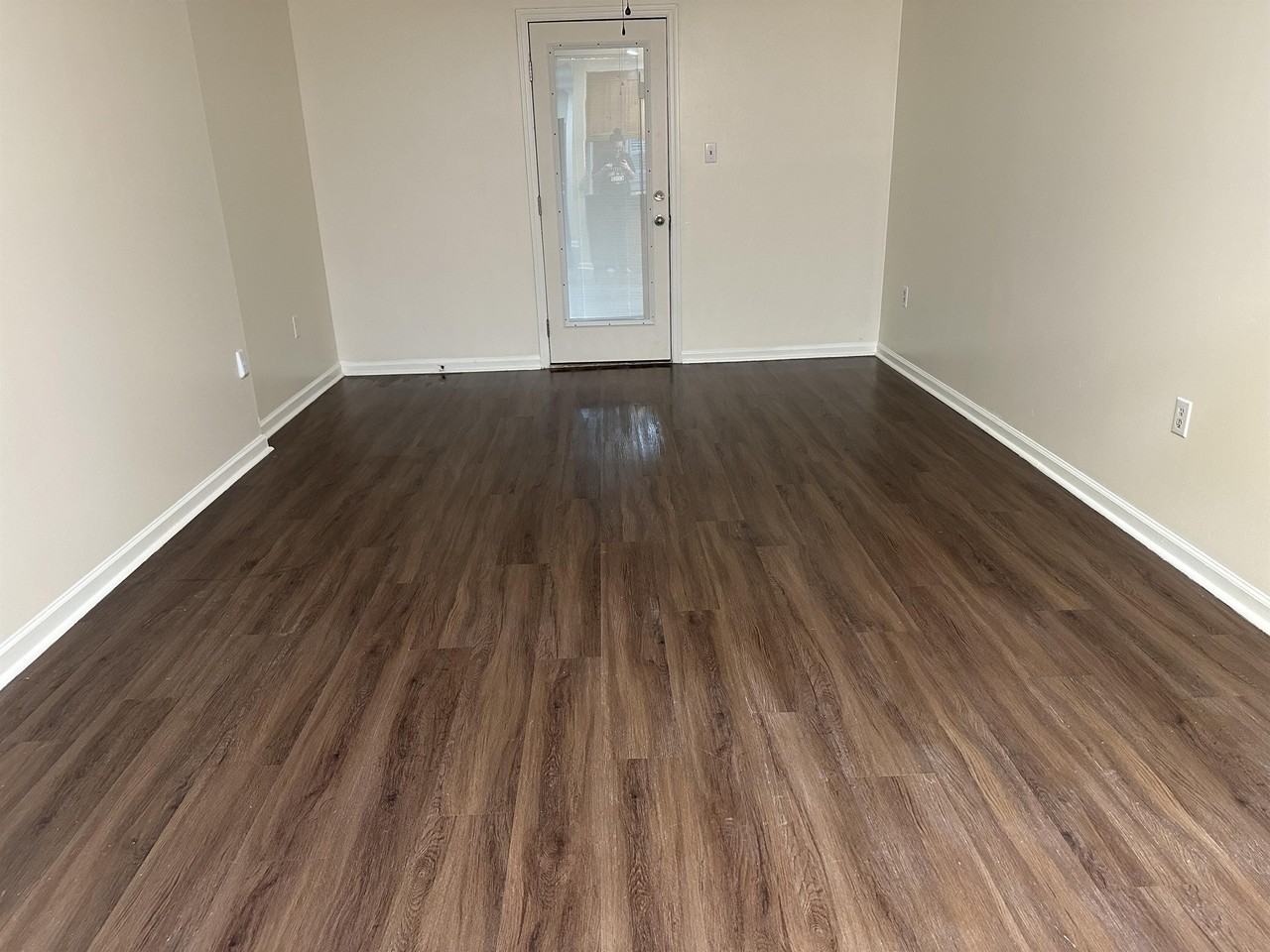 306 Moore Apartments - Photo 2 of 15
