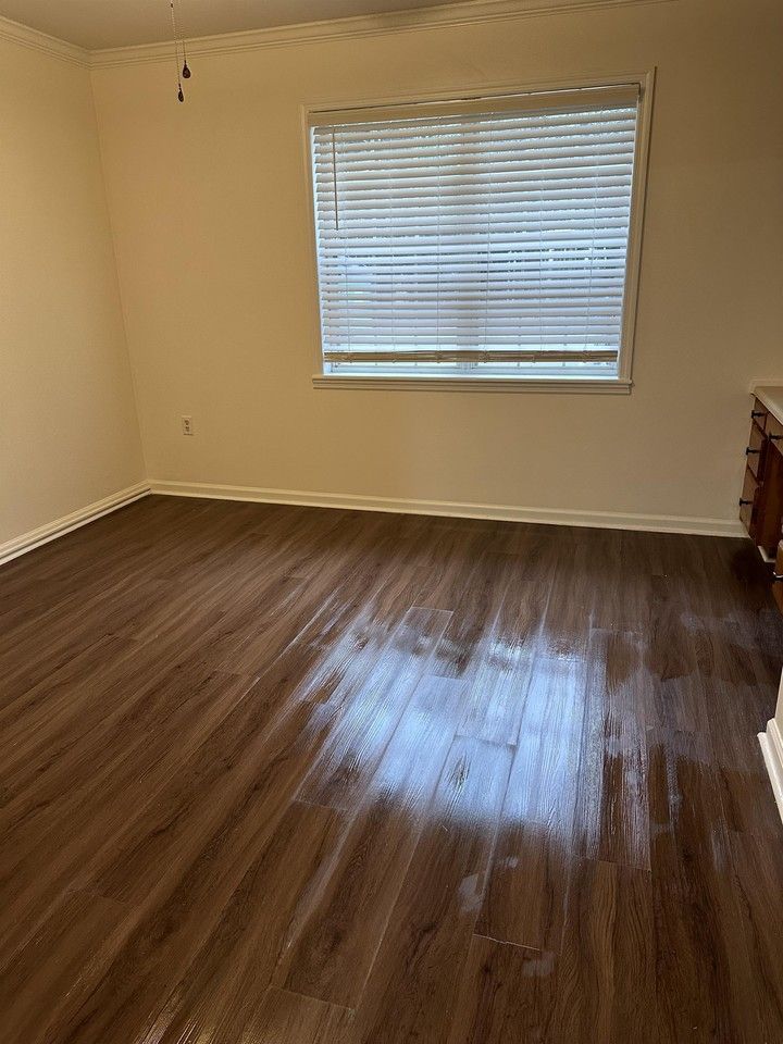 306 Moore Apartments - Photo 5 of 15