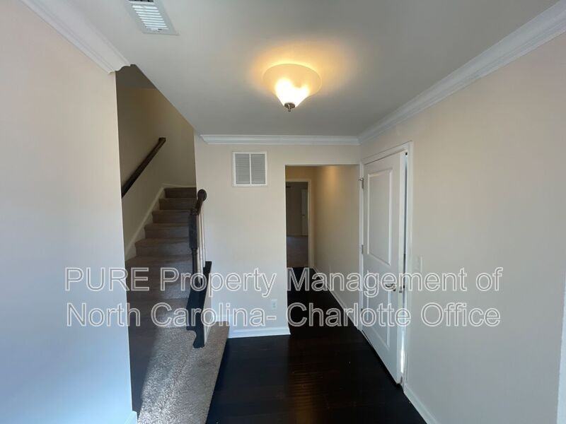 522 Pemberwich Pl - Photo 6 of 20