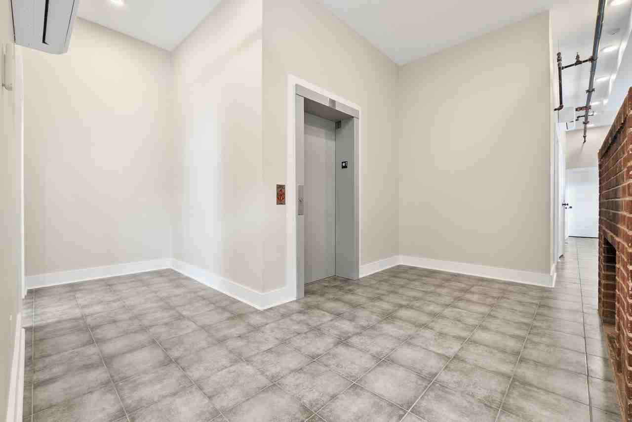 22 North King Street - Photo 7 of 7